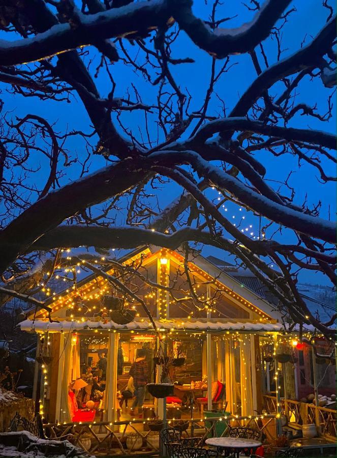 Meena Bagh Ratnari- An Apple Orchard Bungalow Bagi Buitenkant foto